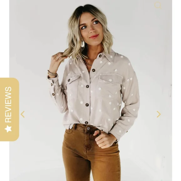 Blu Pepper Tops | Mod Boutique Button Down | Color: Cream/White | Size: M | Meganmckeary's Closet